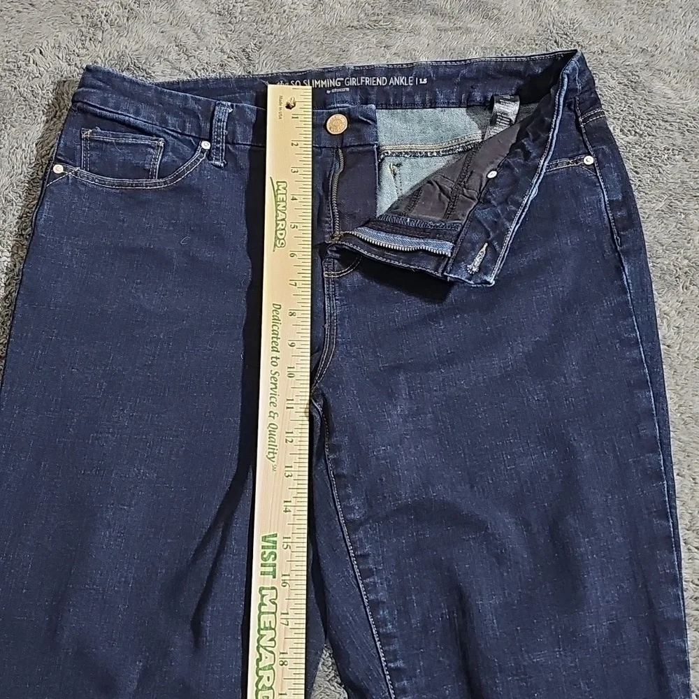 Chico's So Slimming Girlfriend Ankle Dark Wash Jean Size 1.5 Medium US Size 10 - Picture 4 of 9